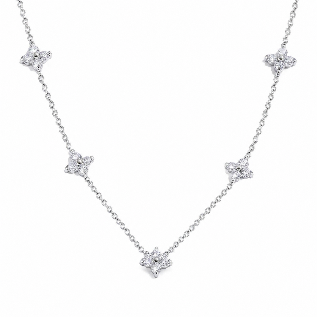 Colar Flor Três Pétalas Banhado a Ouro 18K